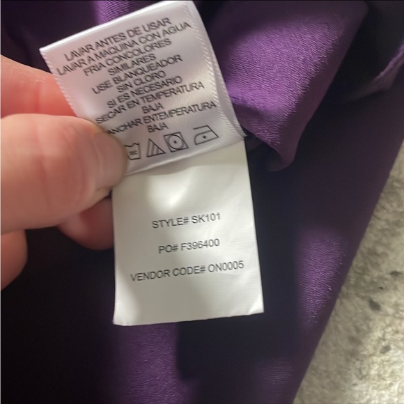 Skechers by Barco scrub top - Picture 3 of 3